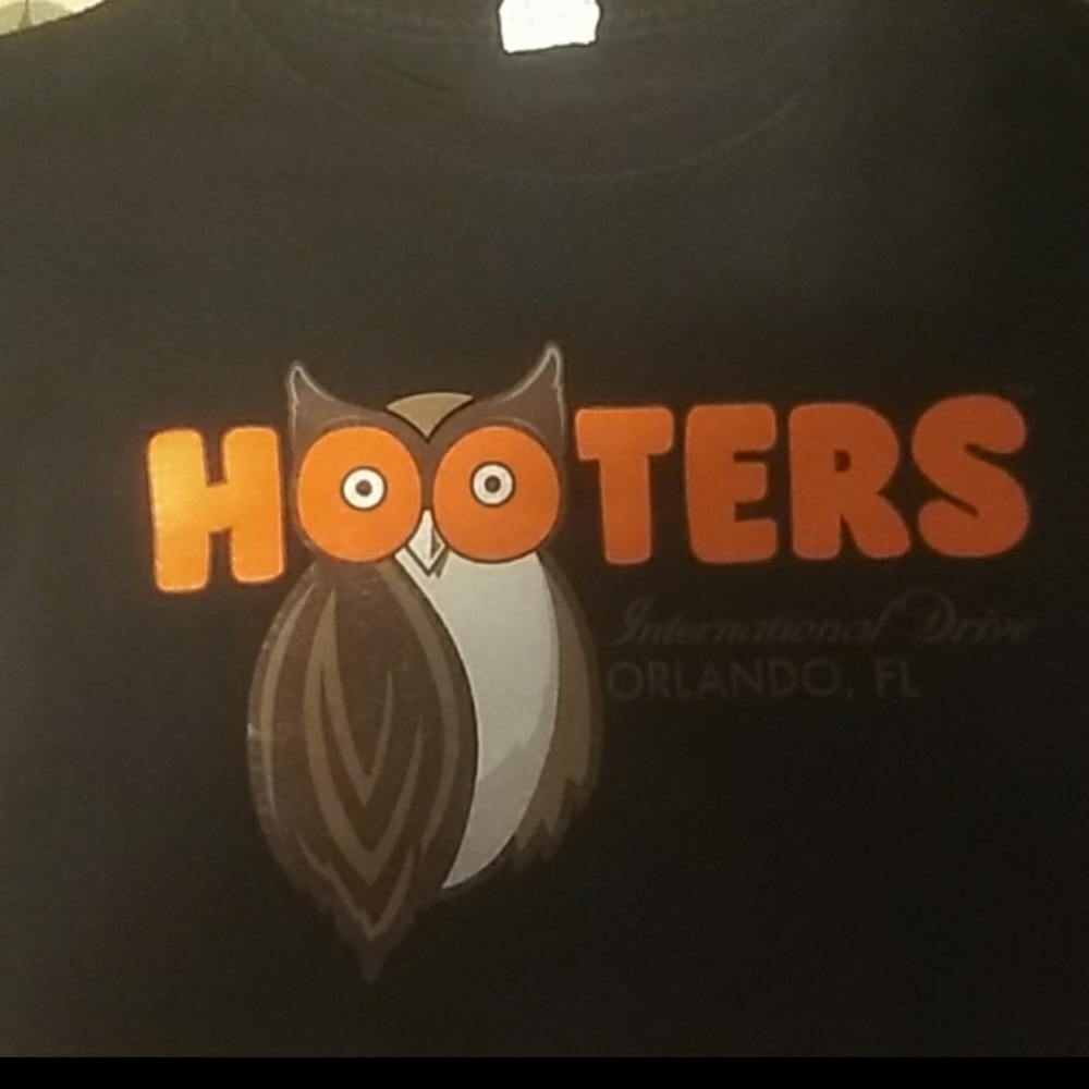 Hooter Orlando shirt
